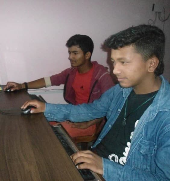 Instructor leading a practical classroom lesson